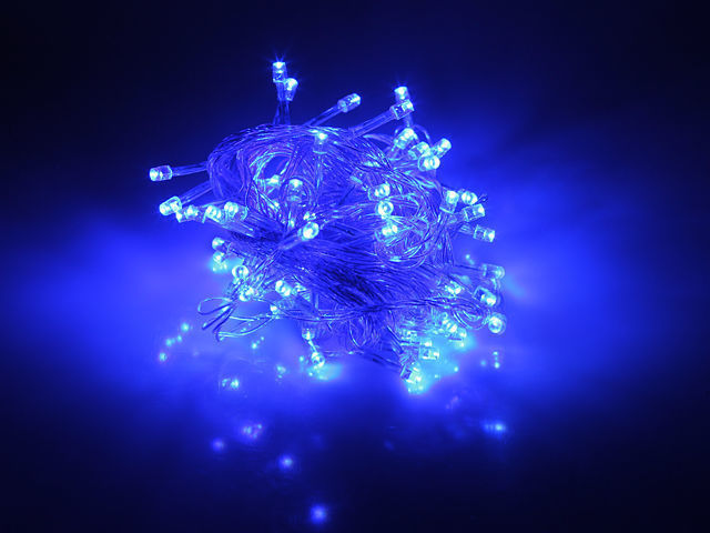 Гирлянда светодиодная голубая (синяя) 240 LED, прозрачный провод