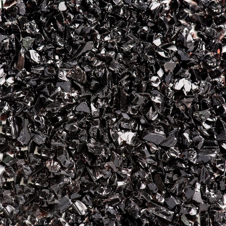 Стеклянная крошка Magic Black, 100г. Размер частиц: 2-5 мм
