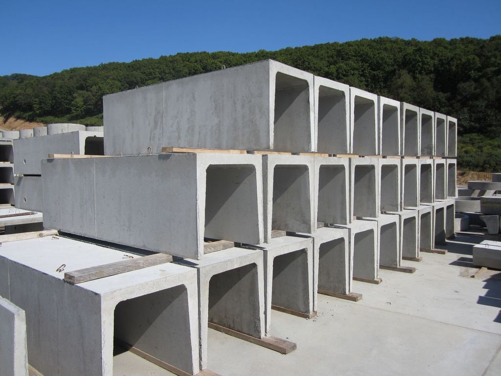 Лоток бетонный водоотводный ЛК 300.120.60-1-10, 2990х1180х580 мм, 1550 кг