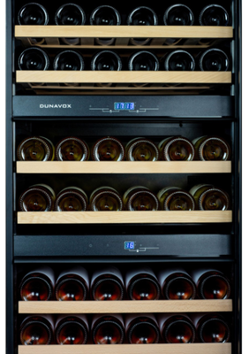 Отдельностоящий винный шкаф до 12 бутылок Dunavox \DAVG-72.185DB.TO