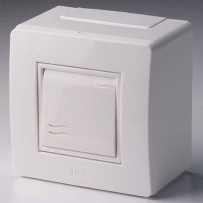 Коробка с выключателем 1-кл. 2мод. ОП Brava 10 А IP20 PDD-N60 белый DKC 10002